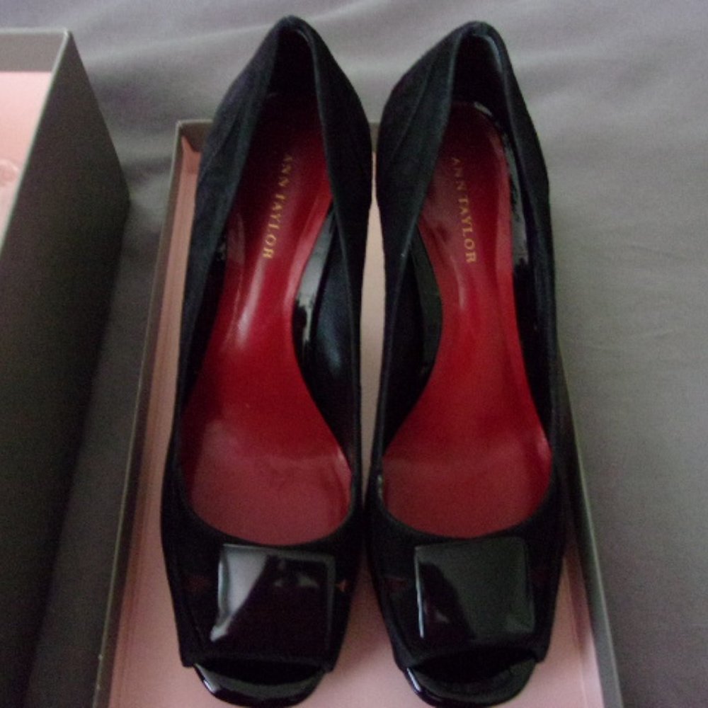 Ann Taylor Black Suede & Patent Leather Peep-toe Platforms